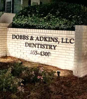 Dobbs & Adkins, DMD, LLC: Dentist in Trussville, AL